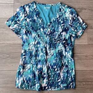 Landau Women’s Crossover 2 Pocket Scrub Top